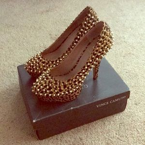 Vince Camuto studded leopard print pumps